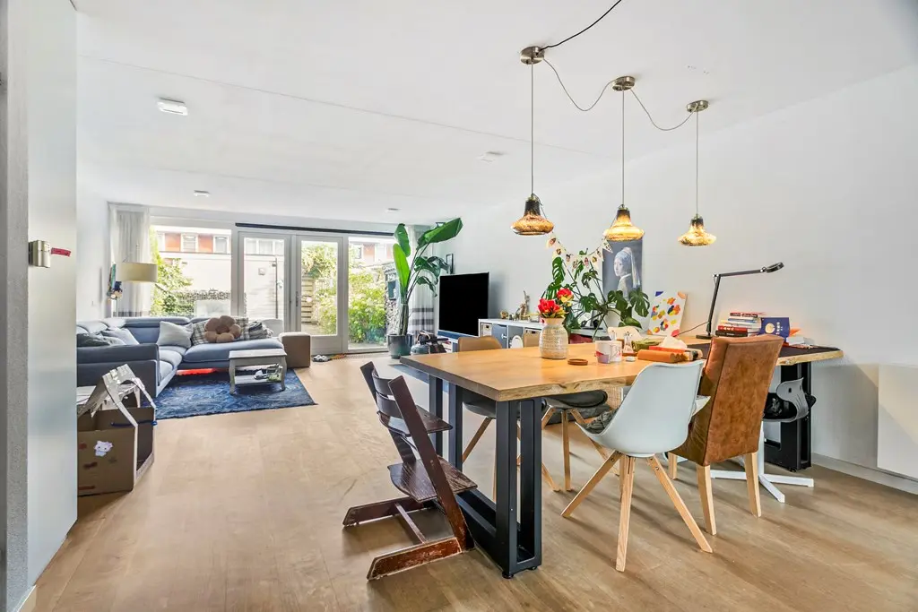 Casa en Fanny Blankers-Koenlaan, Ámsterdam