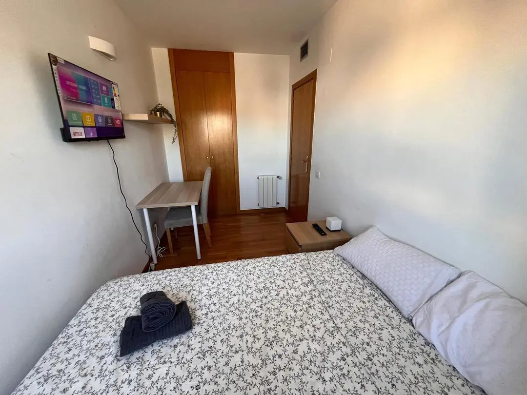 Zimmer in Carrer d'Eduard Maristany, Barcelona