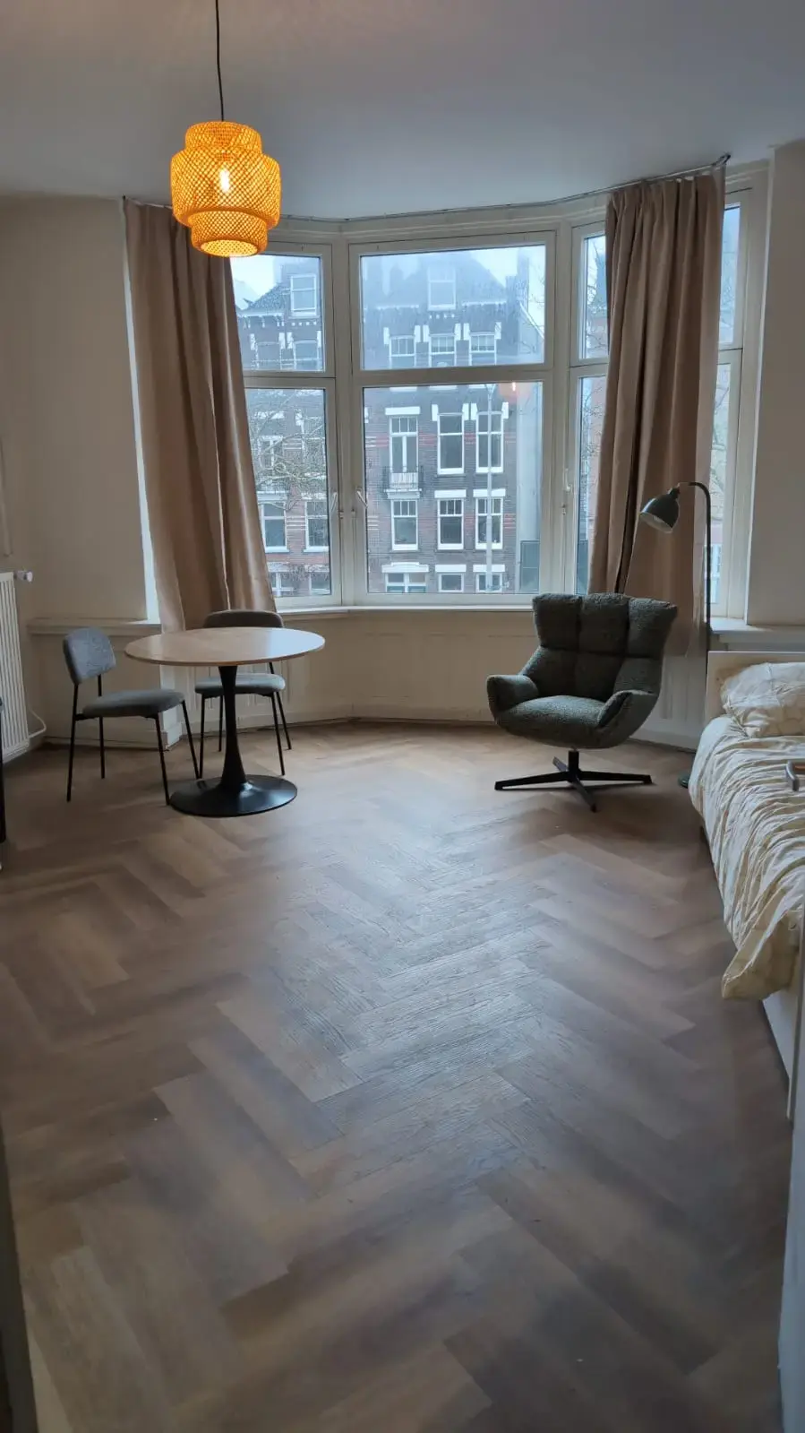 Studio in Henegouwerlaan 39b, Rotterdam