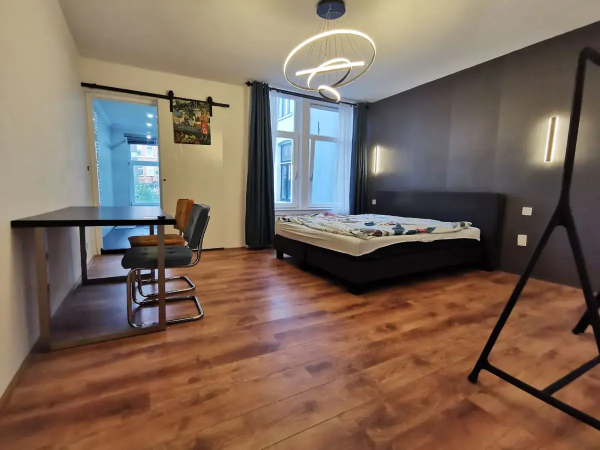 Studio in Rustenburgerstraat 39, Amsterdam