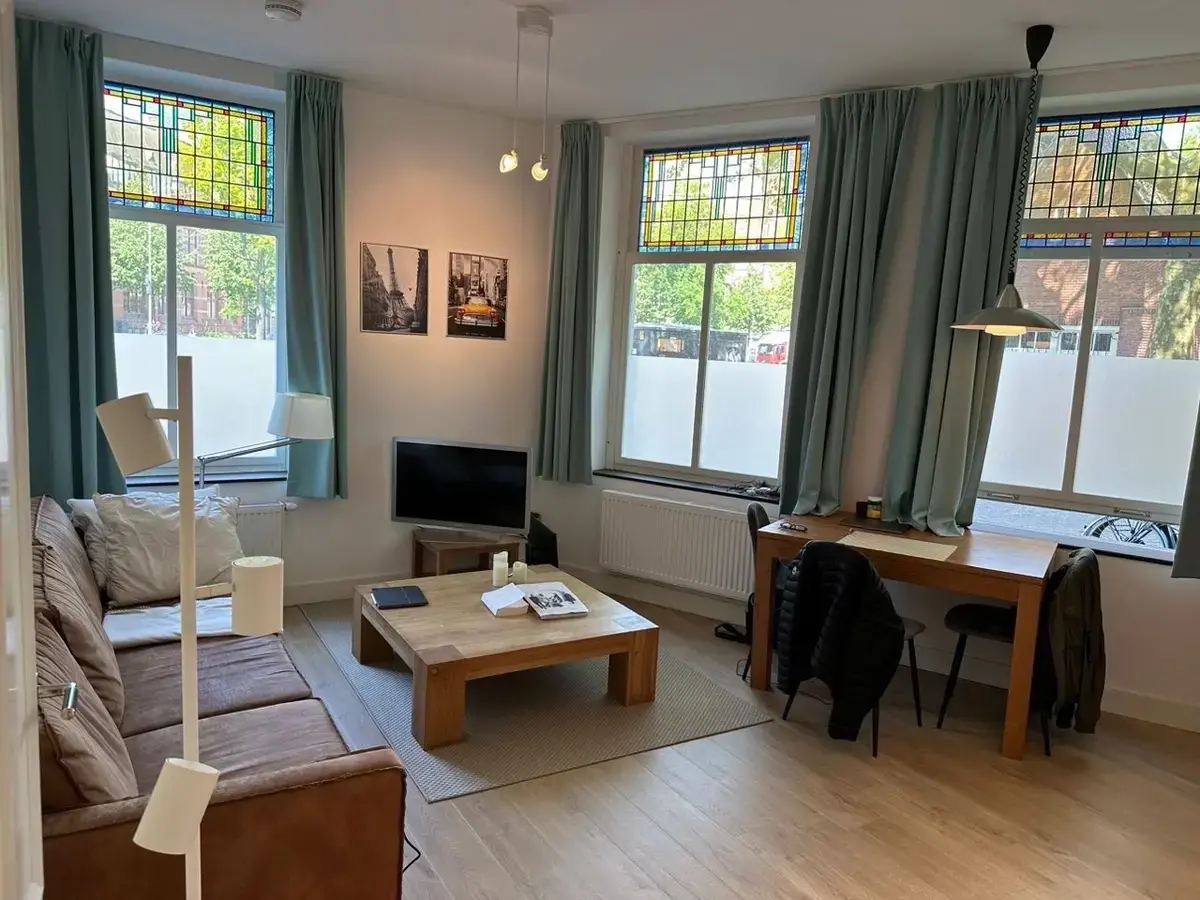 Studio in Ruysdaelkade 15HS, Amsterdam