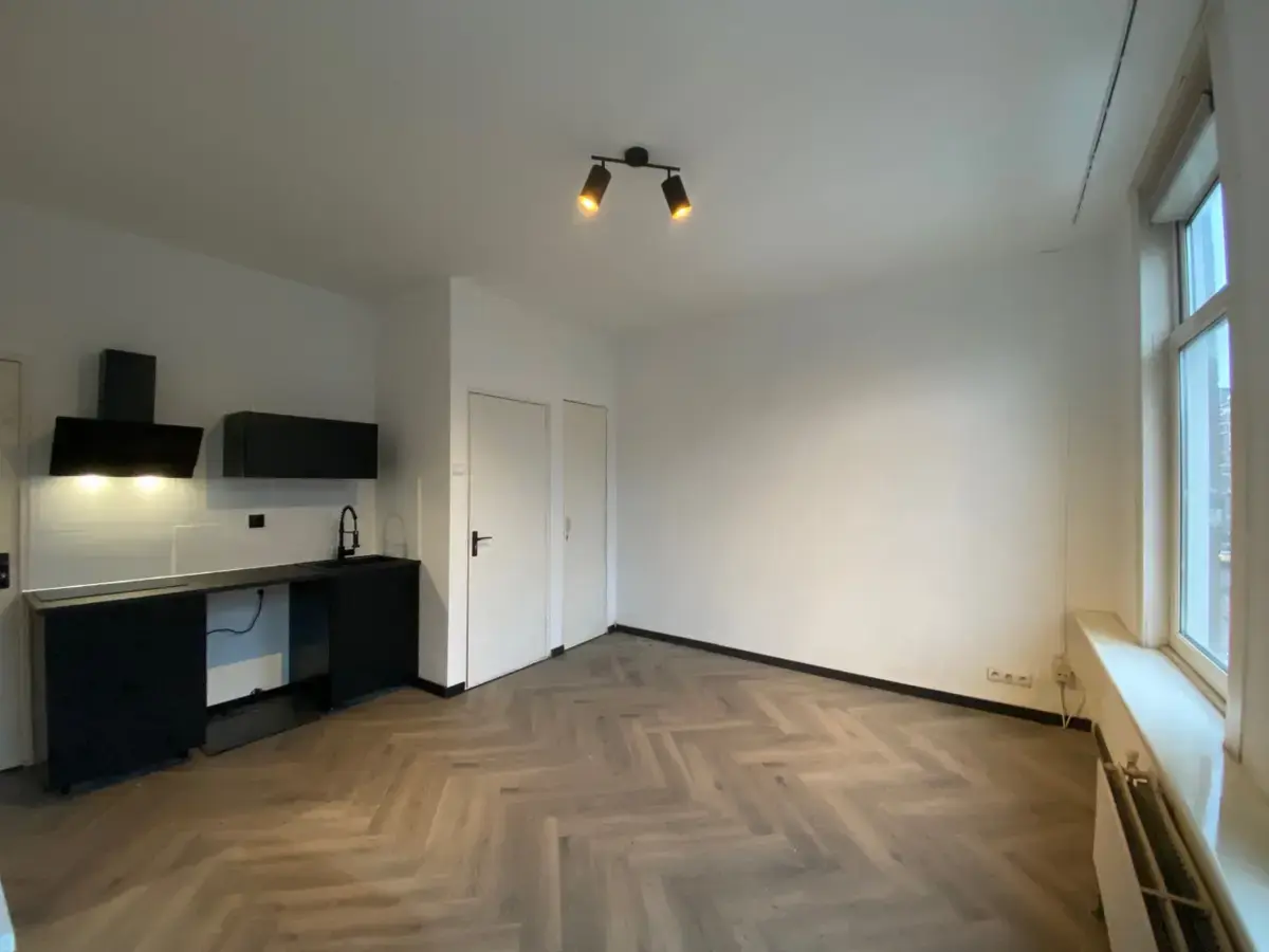 Studio in Zwart Janstraat 128, Rotterdam