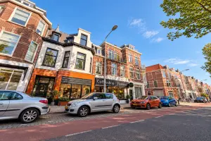 Studio in Beeklaan, The Hague