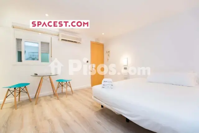 Studio in Carrer Ample, 42, Barcelona